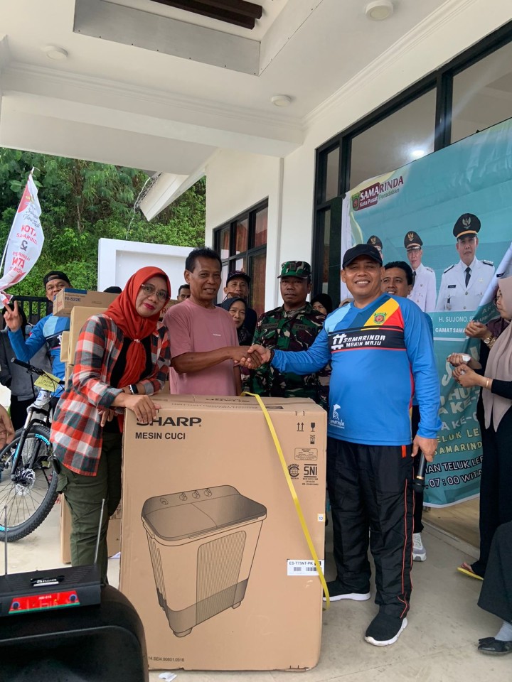 Jalan Sehat Dalam Rangka Memperingati HUT Kota Samarinda Ke-357 dan Pemerintah Kota Samarinda Ke-65 Tahun 2025