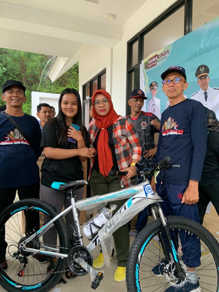 Jalan Sehat Dalam Rangka Memperingati HUT Kota Samarinda Ke-357 dan Pemerintah Kota Samarinda Ke-65 Tahun 2025