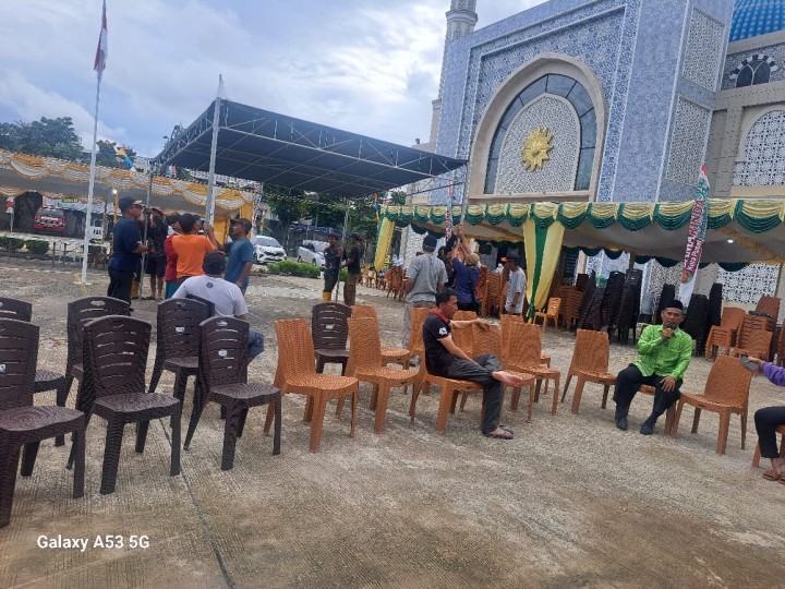 Persiapan Pelaksanaan Pembukaan Musabaqah Tilawatil Qur'an (MTQ) Ke XLVII (47) Tingkat Kecamatan Samarinda Ulu di Kelurahan Teluk Lerong Ilir Hari Kamis Tanggal 20 Februari 2025 di Lapangan Masjid Ad-Da'wah Jl. Siradj Salman Masjid Muhammadiyah