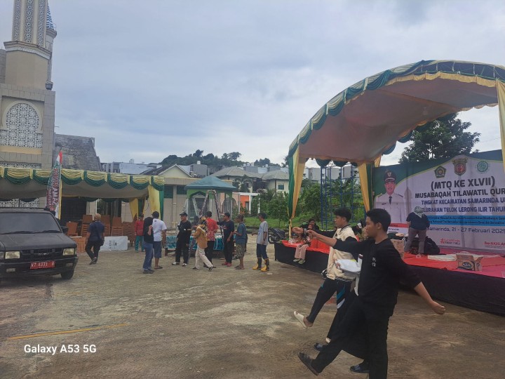 Persiapan Pelaksanaan Pembukaan Musabaqah Tilawatil Qur'an (MTQ) Ke XLVII (47) Tingkat Kecamatan Samarinda Ulu di Kelurahan Teluk Lerong Ilir Hari Kamis Tanggal 20 Februari 2025 di Lapangan Masjid Ad-Da'wah Jl. Siradj Salman Masjid Muhammadiyah