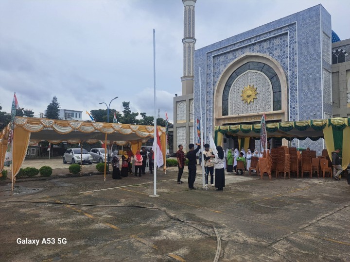 Persiapan Pelaksanaan Pembukaan Musabaqah Tilawatil Qur'an (MTQ) Ke XLVII (47) Tingkat Kecamatan Samarinda Ulu di Kelurahan Teluk Lerong Ilir Hari Kamis Tanggal 20 Februari 2025 di Lapangan Masjid Ad-Da'wah Jl. Siradj Salman Masjid Muhammadiyah