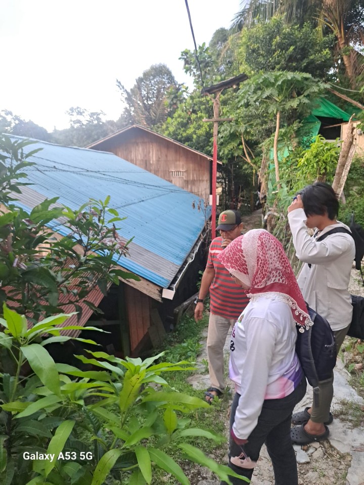 Cek Lokasi Pekerjaan Infrastruktur Pokmas Barokah Kelurahan Teluk Lerong Ilir