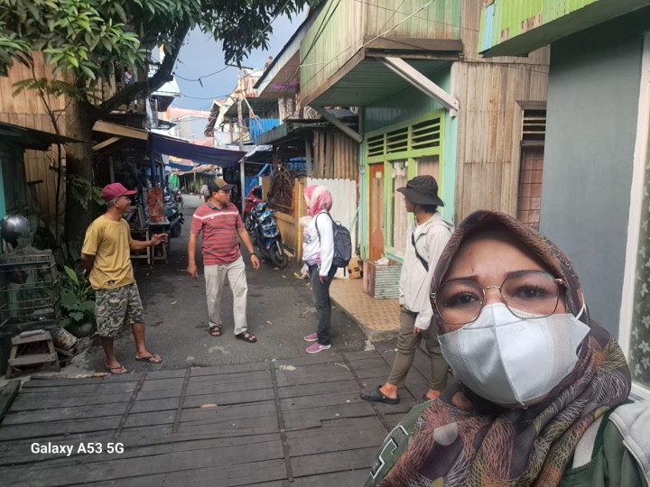 Cek Lokasi Pekerjaan Infrastruktur Pokmas Barokah Kelurahan Teluk Lerong Ilir