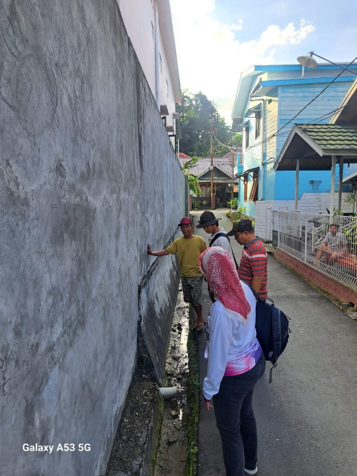 Cek Lokasi Pekerjaan Infrastruktur Pokmas Barokah Kelurahan Teluk Lerong Ilir