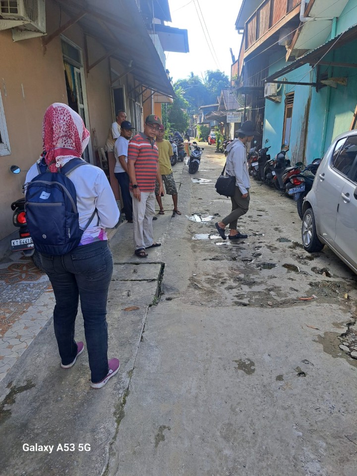 Cek Lokasi Pekerjaan Infrastruktur Pokmas Barokah Kelurahan Teluk Lerong Ilir