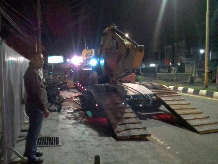 Pengerukan Sungai Karang Asam Kecil