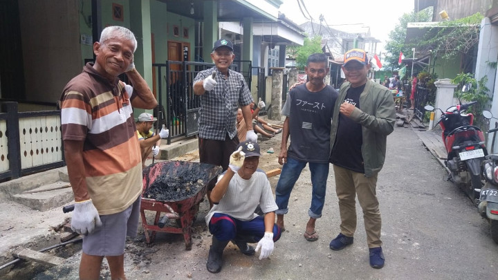 Kunjungan Kegiatan Probebaya Semenisasi Rt 02 Kelurahan Teluk Lerong Ulu
