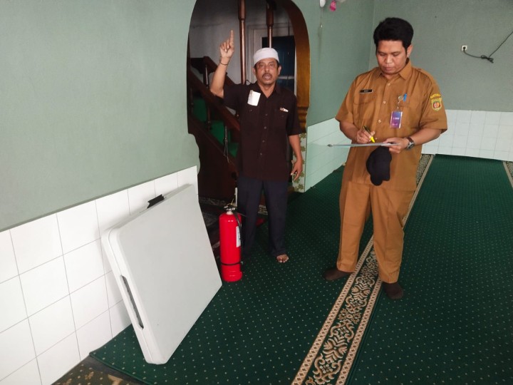 Kegiatan Inspeksi Barang Hasil dari Program Pengadaan Barang Probebaya