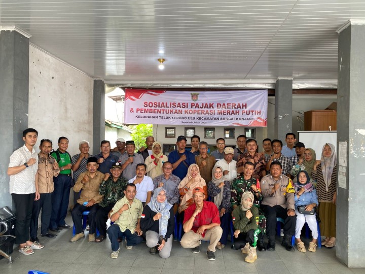 Rapat Pendirian Koperasi Kelurahan Merah Putih Teluk Lerong Ulu