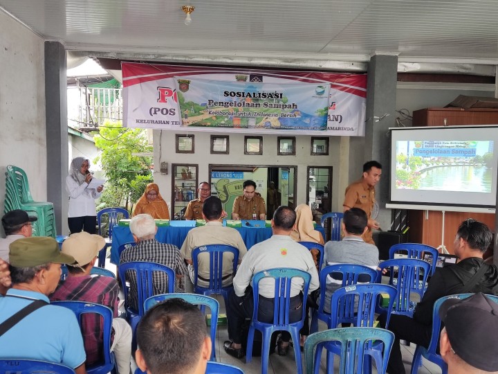 Sosialisasi Daur Ulang Sampah di Kelurahan Teluk Lerong Ulu