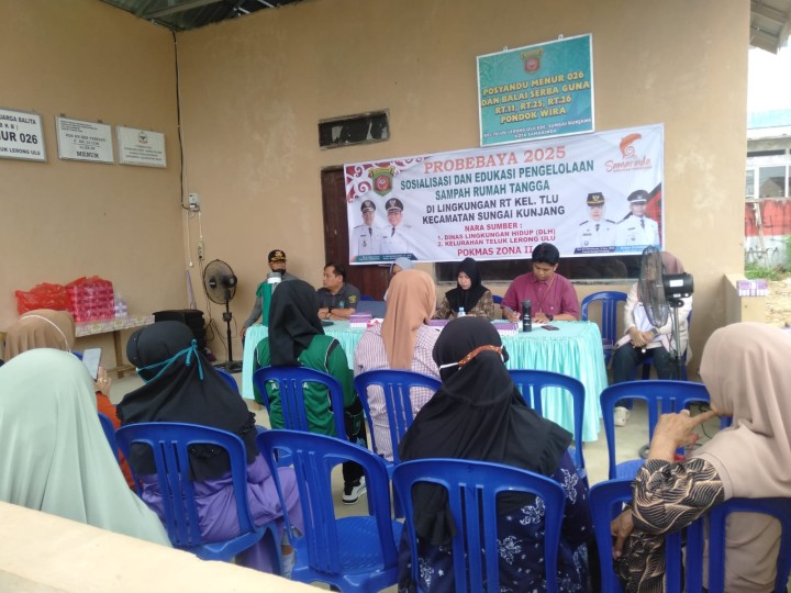 Sosialisasi Pengelolaan Sampah Rumah Tangga di Kawasan Teluk Lerong Ulu