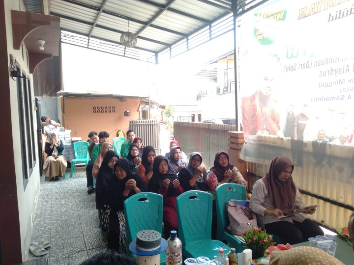 Sosialisasi Pengelolaan Sampah Rumah Tangga di Kawasan Teluk Lerong Ulu