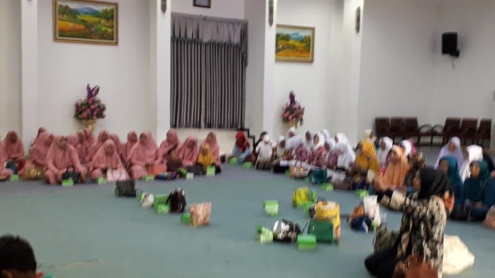 Pengajian Rutin TP PKK Kota Samarinda Tanggal 09 Oktober 2018