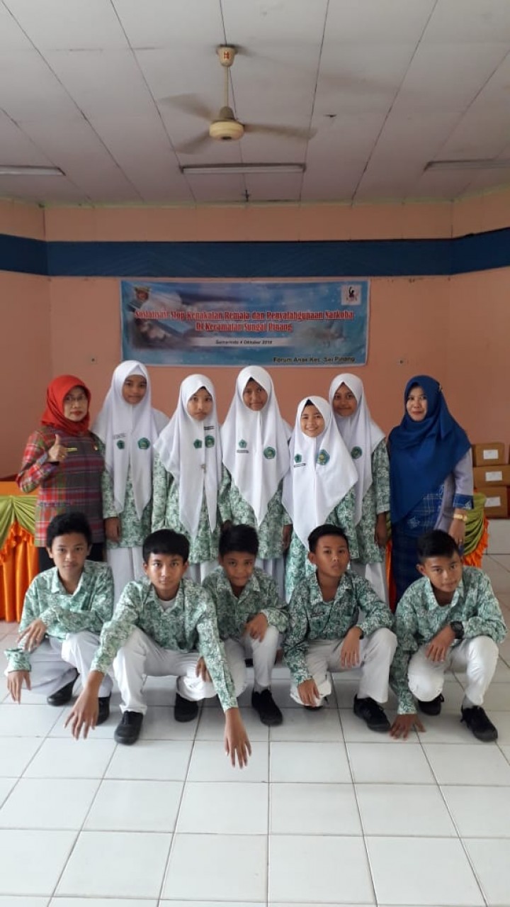 Sosialisasi Stop Kenakalan Remaja dan Penyalahgunaan Narkoba Di Kecamatan Sungai Pinang pada Kamis, 04 Oktober 2018 pukul 14.00 WITA