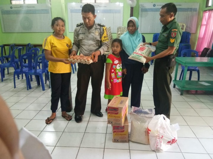 Penyerahan Bantuan Korban Bencana Palu-Sigi-Donggala pada Selasa, 23 Oktober 2018