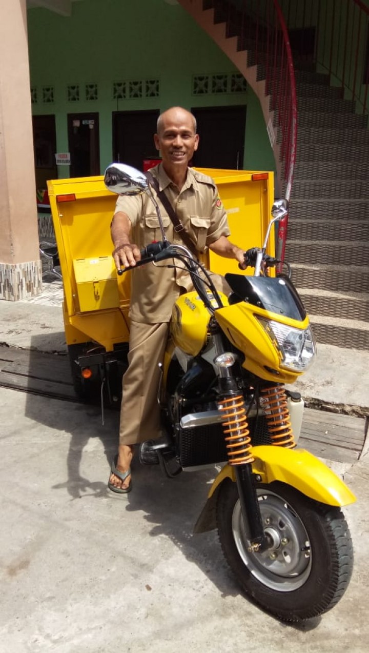Penyerahan Bantuan BDI Oleh KOTAKU kepada warga Temindung Permai Perwakilan RT.012,RT.025 pada Selasa, 15 Januari 2019 Pukul 09.00 WITA