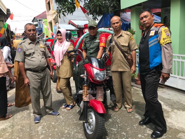 Peresmian Kampung Warna Warni di Jalan Hasan Basri Gg. Jontor RT.025 oleh ibu Camat Sungai Pinang Pada Selasa, 15 Januari 2018 Pukul 09.00 WITA