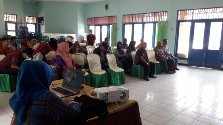 Launching dan Sosialisasi proyek perubahan data wajb pajak (PBB-P2) berbasis nomor induk penduduk (NIK) dalam upaya meningkatkan kesadaran masyarakat kewajiban membayar pajak di Aula Kecamatan Sungai pinang - Tanggal 17 Oktober 2019 pukul 09.30