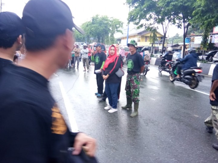 “GERBEK SELINGKUH” Gerakan Bersih Kota Sehat Lingkungan Kumuh di Lingkungan Kelurahan Temindung Permai - Tanggal 19 Oktober 2019