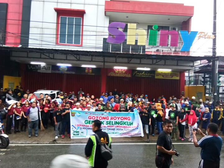 “GERBEK SELINGKUH” Gerakan Bersih Kota Sehat Lingkungan Kumuh di Lingkungan Kelurahan Temindung Permai - Tanggal 19 Oktober 2019