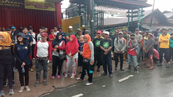 “GERBEK SELINGKUH” Gerakan Bersih Kota Sehat Lingkungan Kumuh di Lingkungan Kelurahan Temindung Permai - Tanggal 19 Oktober 2019