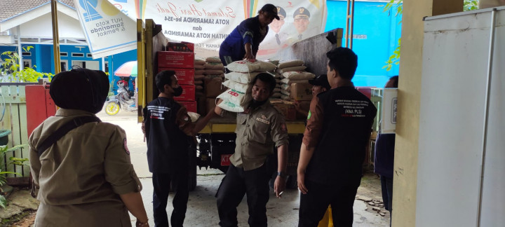 Bantuan Korban Banjir Wilayah Temindung Permai Kota Samarinda