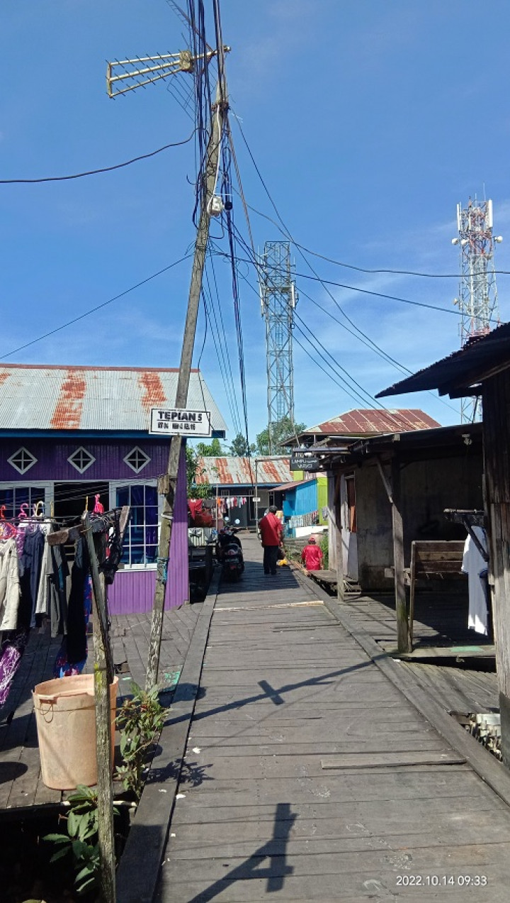 Penyerahan bantuan CCTV untuk Warga RT.004 Kelurahan Temindung Permai