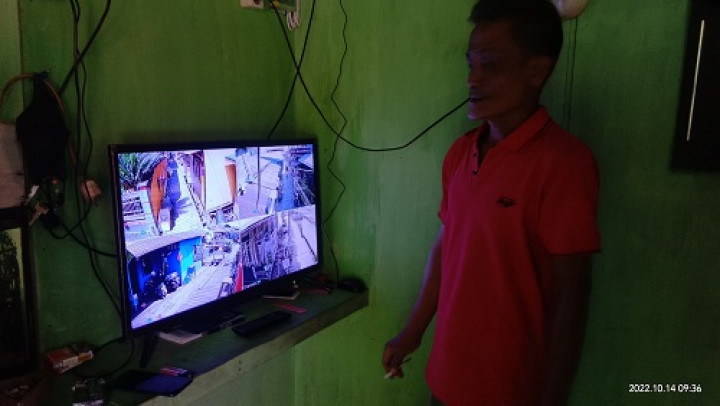 Penyerahan bantuan CCTV untuk Warga RT.004 Kelurahan Temindung Permai