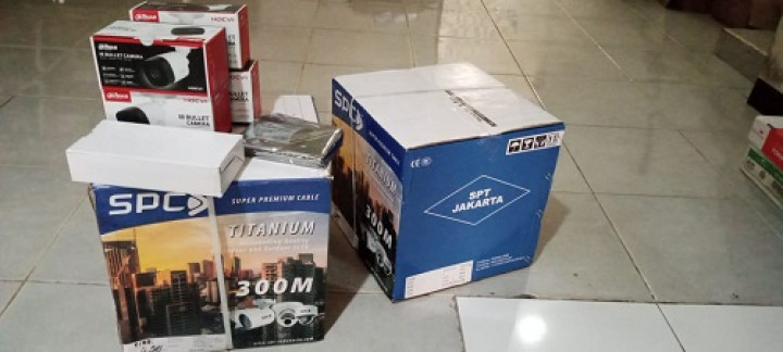 Penyerahan bantuan CCTV untuk Warga RT.004 Kelurahan Temindung Permai