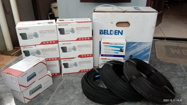 Penyerahan bantuan CCTV untuk Warga RT.009 Kelurahan Temindung Permai