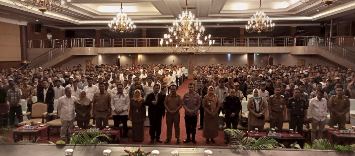 Bimtek PAM LINMAS di HOTEL BUMI SENYIUR Se-Kecamatan Sungai Pinang Kota Samarinda Tahun 2023