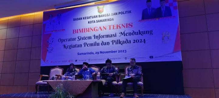 Bimtek Operator TIMDUK Pemilu Tahun 2024 Kota Samarinda di Hotel Puri Senyiur