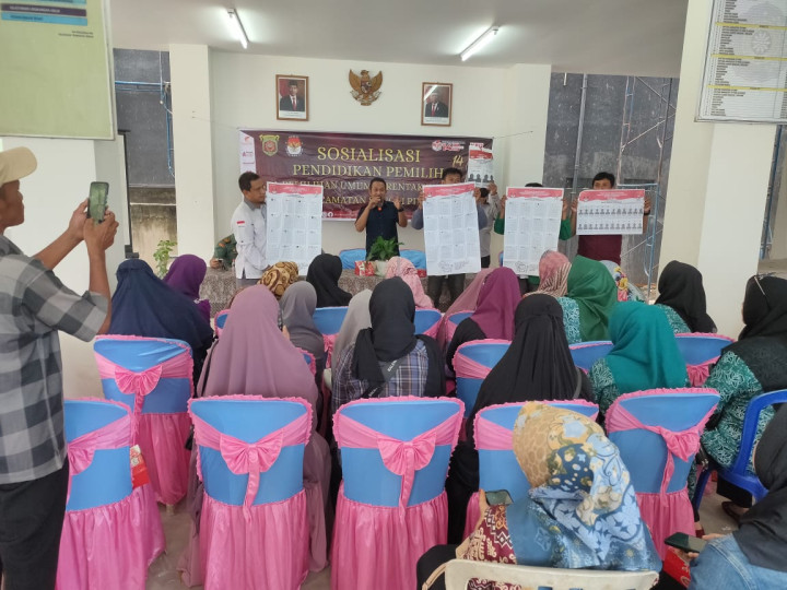 dilaksanakan  Sosialisasi Pendidikan Pemilih Pilpres dan Pilkada Tahun 2024 di Aula Kelurahan Temindung Permai Jalan D.I Panjaitan No.66 Kota Samarinda.