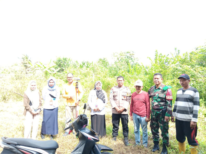 Peninjauan lapangan Tanah yang dimohonkan untuk Pengajuan Sertipikat di Jalan Gelatik 2 RT.015 Kelurahan Temindung Permai