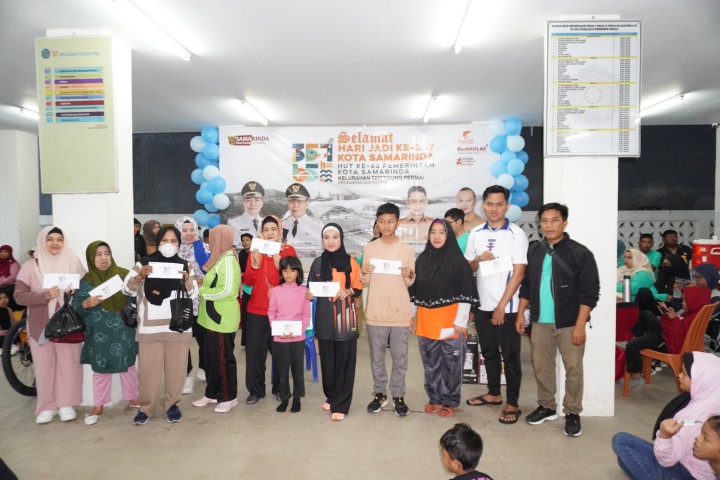 Jalan Santai Hari Jadi Kota Samarinda ke 357 dan HUT Pemerintah Kota Samarinda di kelurahan Temindung Permai