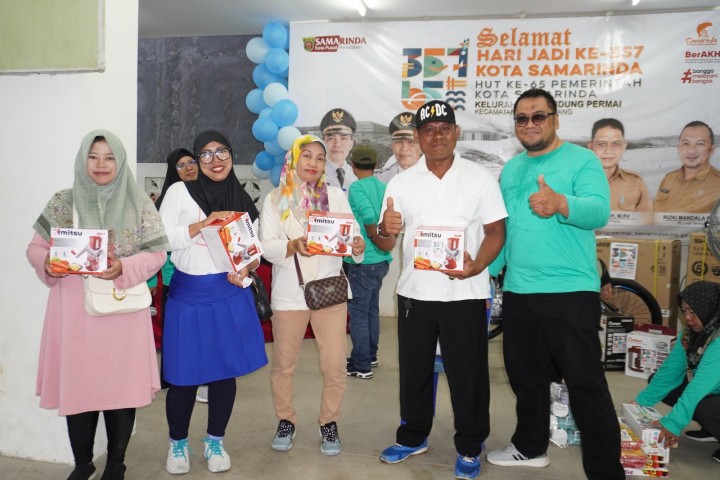 Jalan Santai Hari Jadi Kota Samarinda ke 357 dan HUT Pemerintah Kota Samarinda di kelurahan Temindung Permai