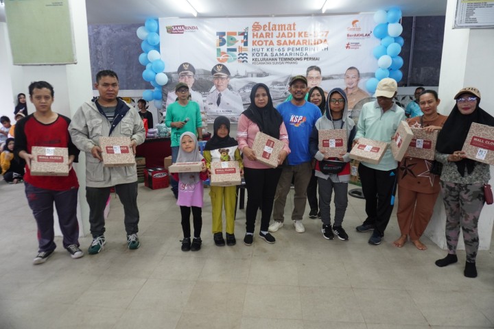 Jalan Santai Hari Jadi Kota Samarinda ke 357 dan HUT Pemerintah Kota Samarinda di kelurahan Temindung Permai