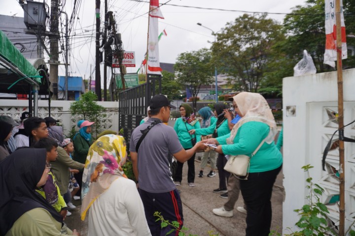 Jalan Santai Hari Jadi Kota Samarinda ke 357 dan HUT Pemerintah Kota Samarinda di kelurahan Temindung Permai