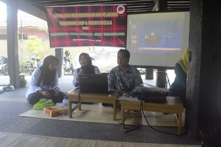 Ragam Kegiatan KKN Reguler 44 Tenun