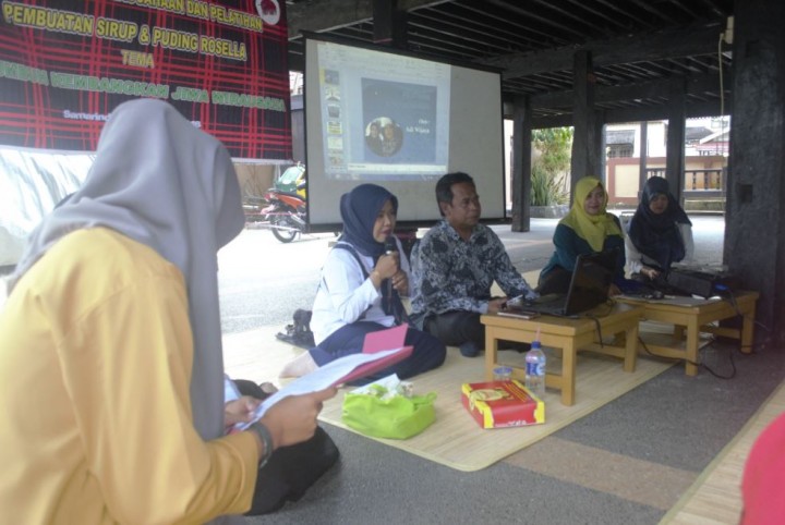 Ragam Kegiatan KKN Reguler 44 Tenun