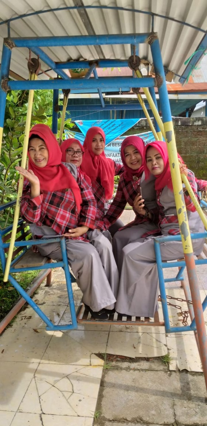 PEGAWAI KELURAHAN TENUN SAMARINDA