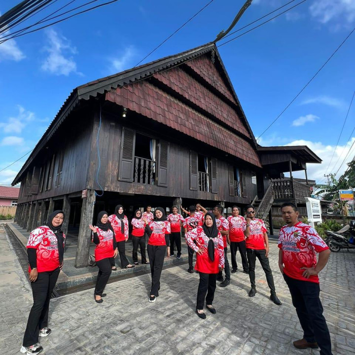 DIRGAHAYU RI KE-76 KELURAHAN TENUN