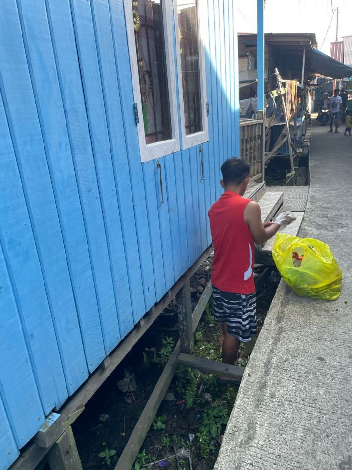 Gotong Royong Semua RT Kelurahan TENUN