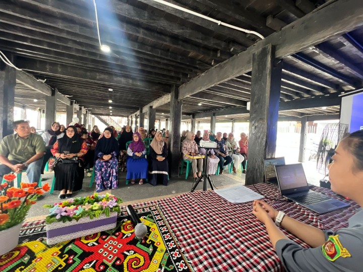 Pengukuhan pengurus tim penggerak PKK kel. Tenun