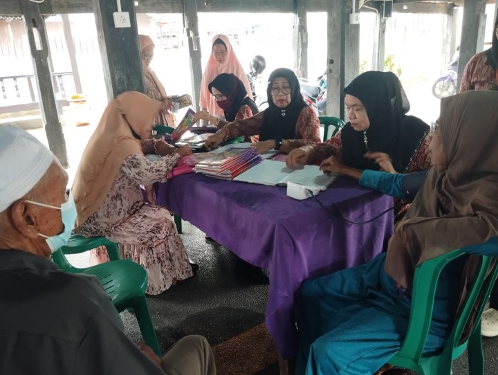 Pengukuhan pengurus tim penggerak PKK kel. Tenun