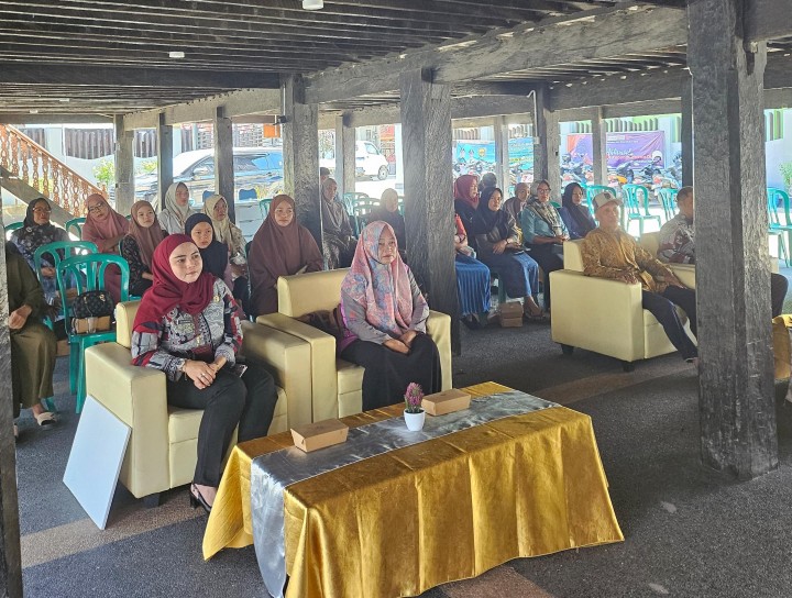 Pemberdayaan Pengrajin Tenun Samarinda
