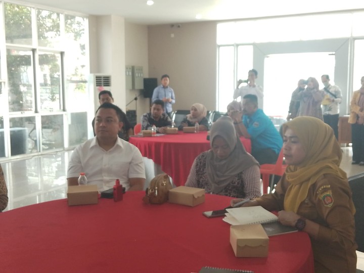 UNDANGAN, kegiatan pengembangan Kopetensi Lurah angkatan 1, Di Lingkungan Pemerintah Provinsi kab/ kota se KAl-tim