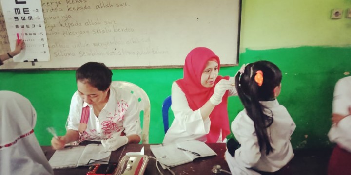Penjaringan dan Bulan Imunisasi Anak Sekolah di SDN 016 Jl. P. Antasari