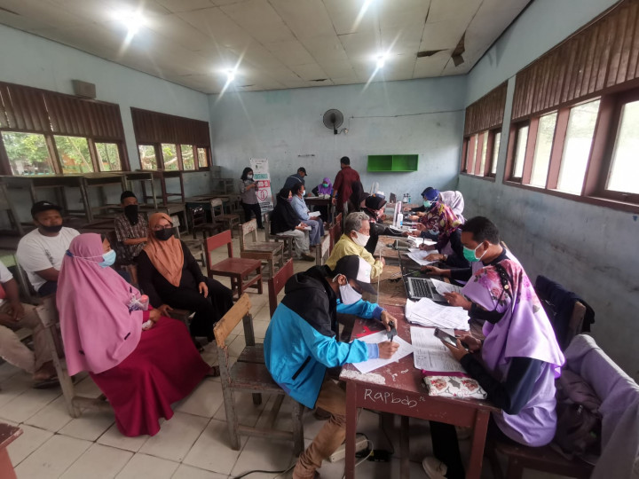 Vaksin SMPN 16 Loa Bakung 25-10-2021