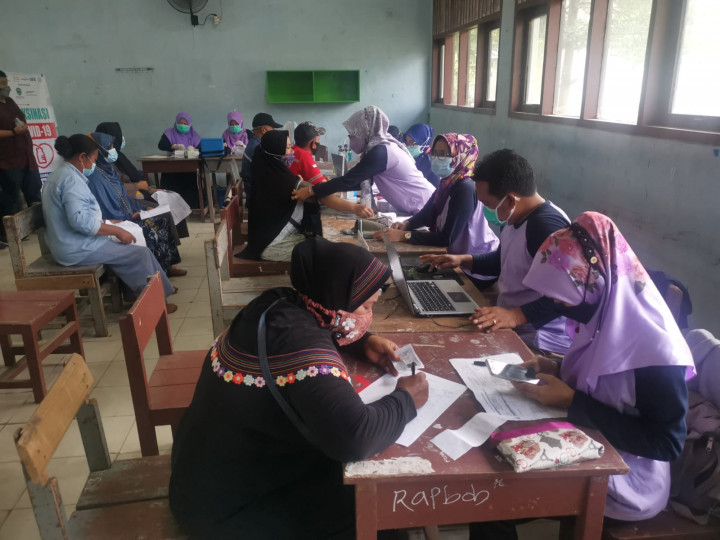 Vaksin SMPN 16 Loa Bakung 25-10-2021
